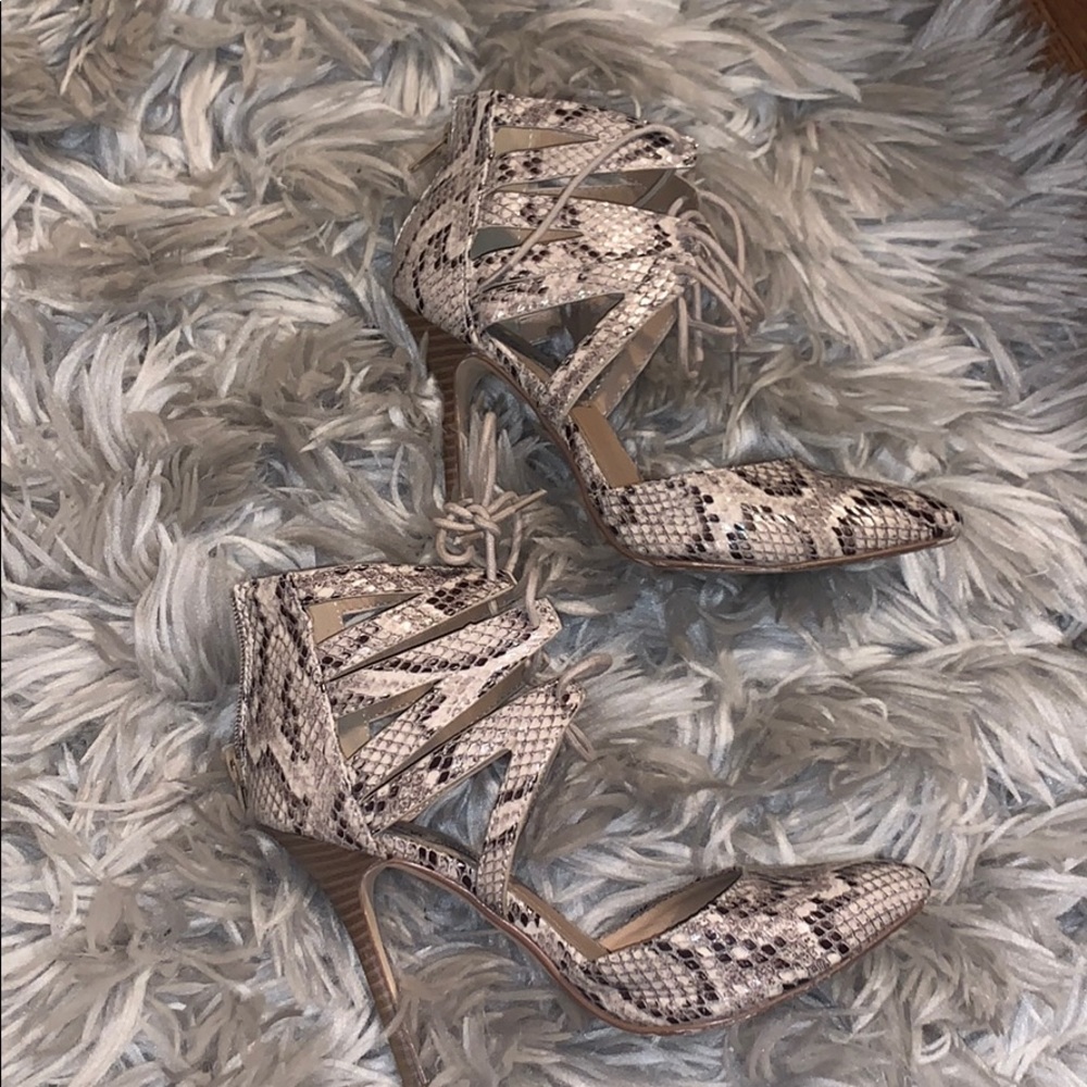 Steve Madden Hi heels